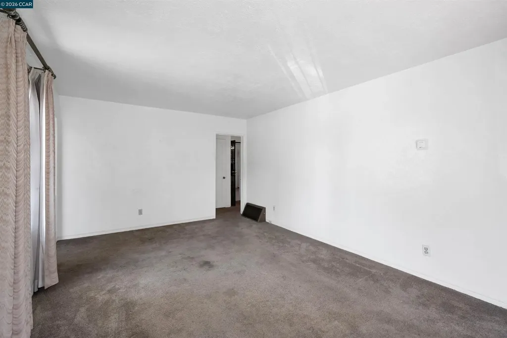 1543 Havenscourt Boulevard Oakland CA 94621