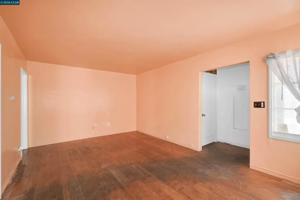 1543 Havenscourt Boulevard Oakland CA 94621