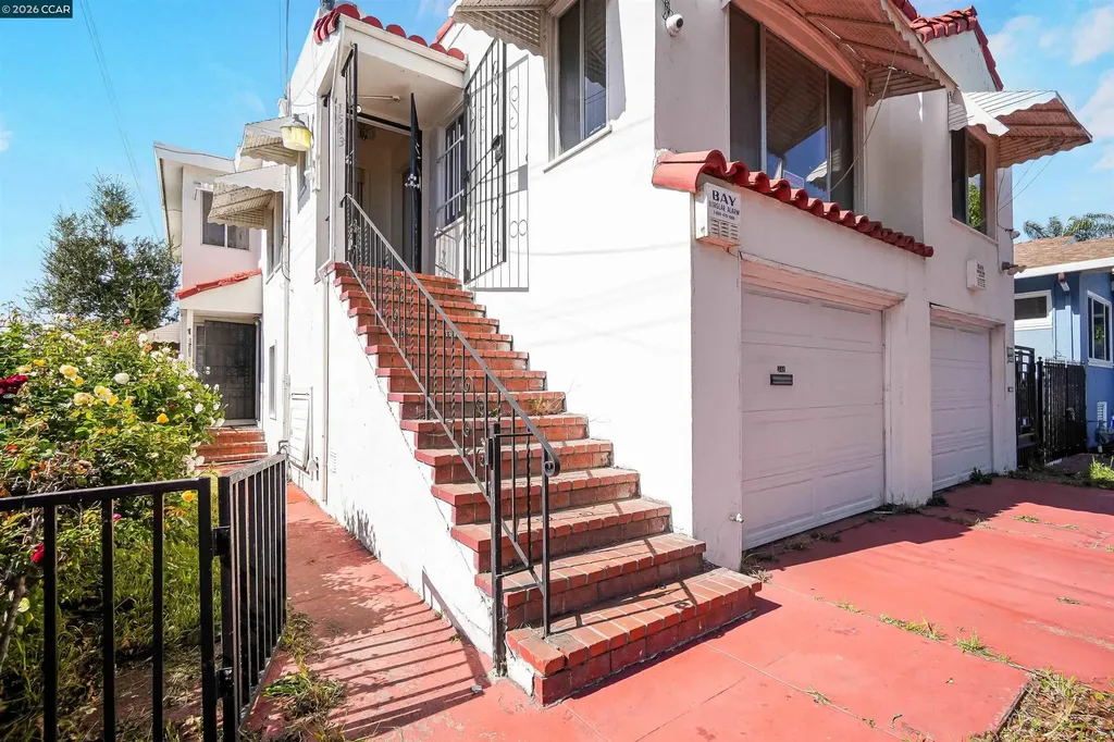 1543 Havenscourt Boulevard Oakland CA 94621