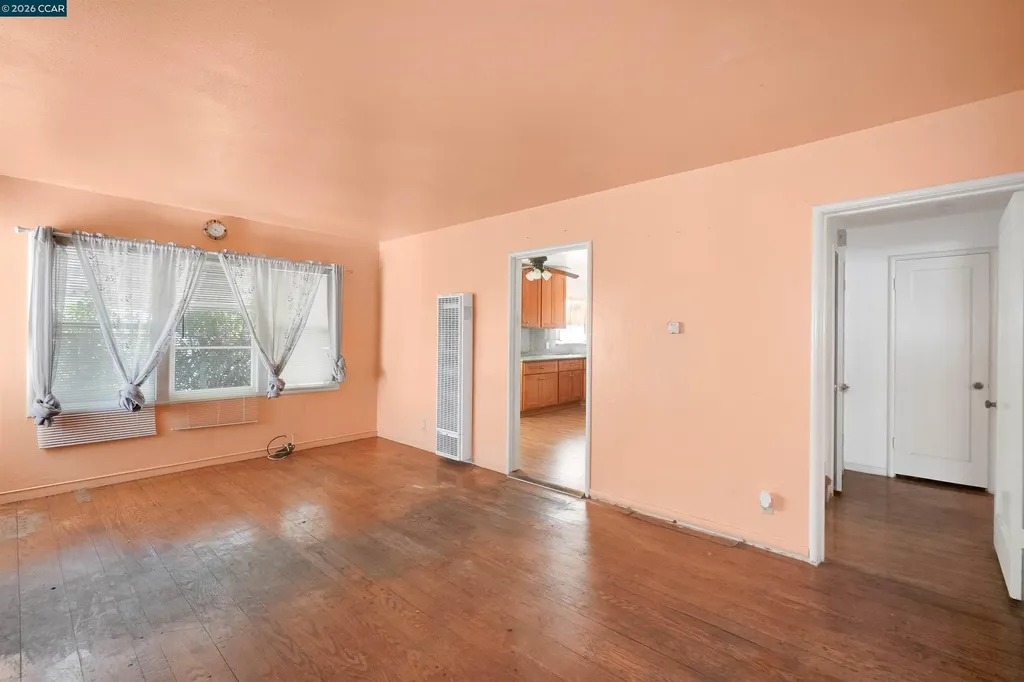 1543 Havenscourt Boulevard Oakland CA 94621