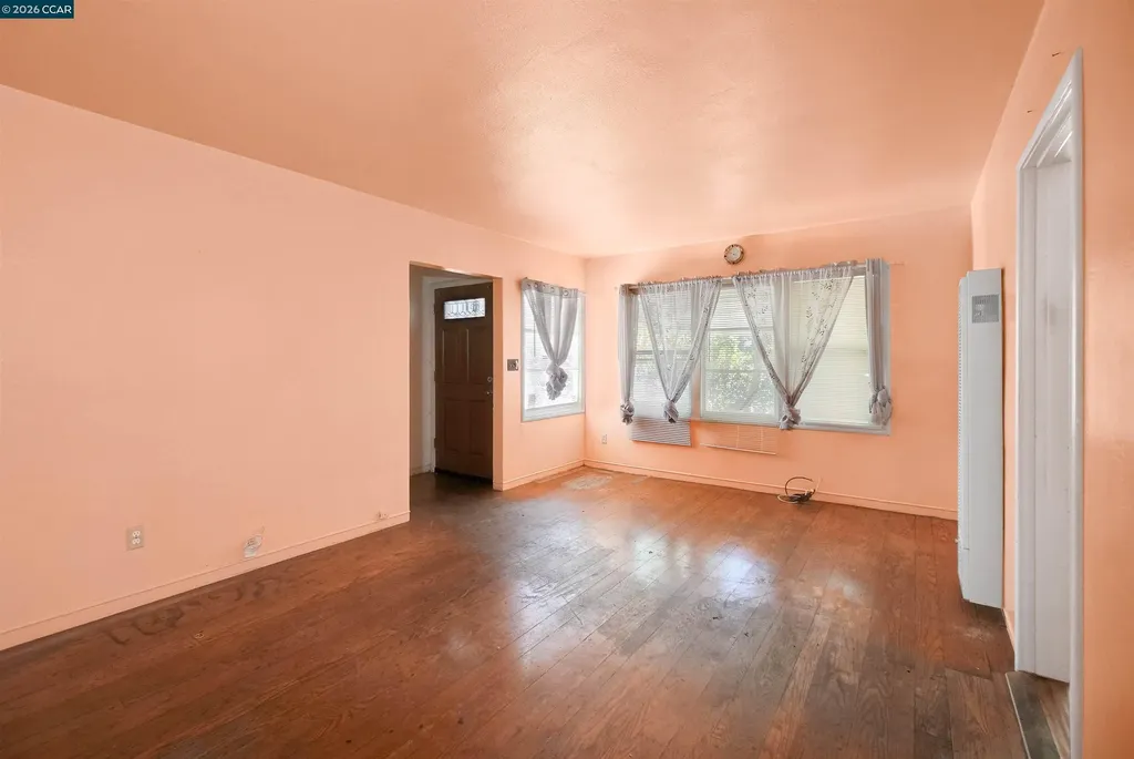 1543 Havenscourt Boulevard Oakland CA 94621