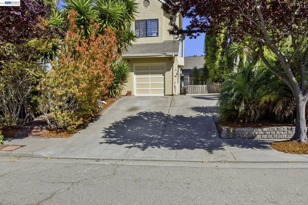 1714 Chestnut Street Oakland CA 94607
