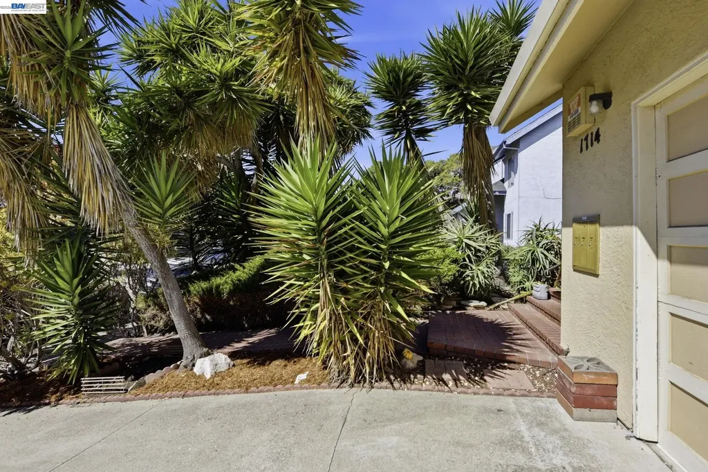1714 Chestnut Street Oakland CA 94607