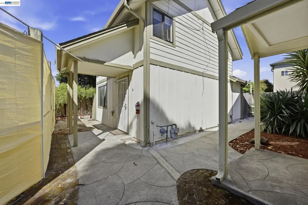1714 Chestnut Street Oakland CA 94607
