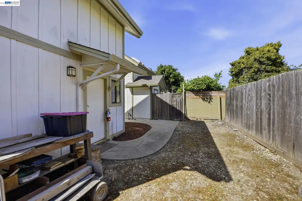 1714 Chestnut Street Oakland CA 94607