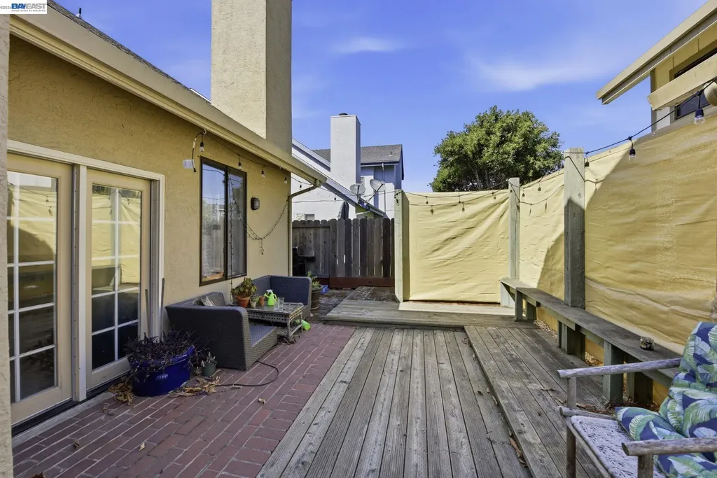 1714 Chestnut Street Oakland CA 94607