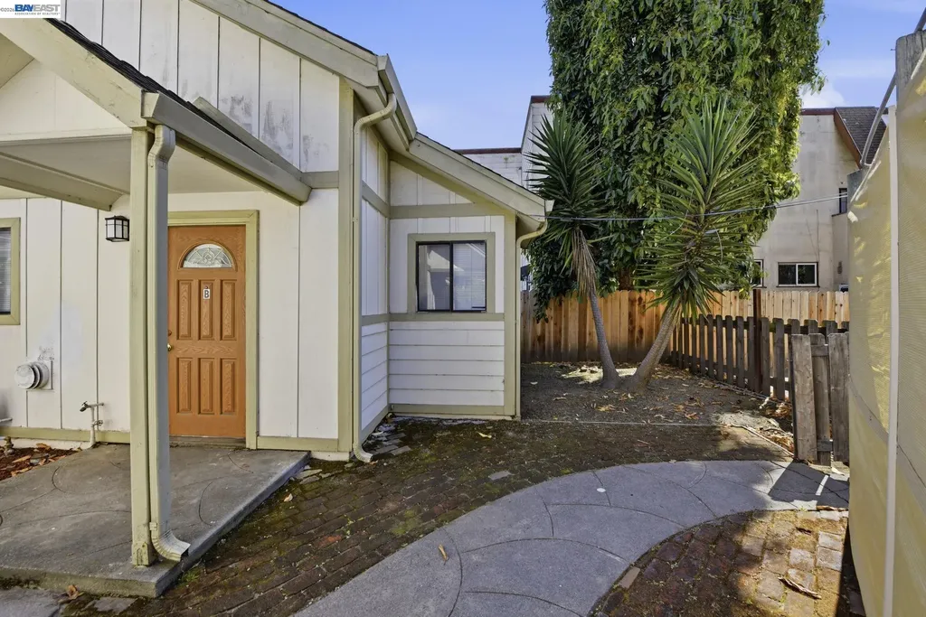 1714 Chestnut Street Oakland CA 94607