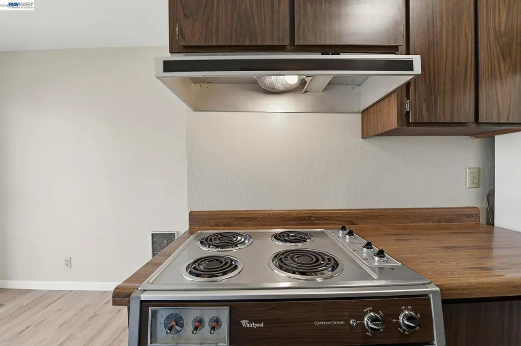 14615 Doolittle Drive San Leandro CA 94577