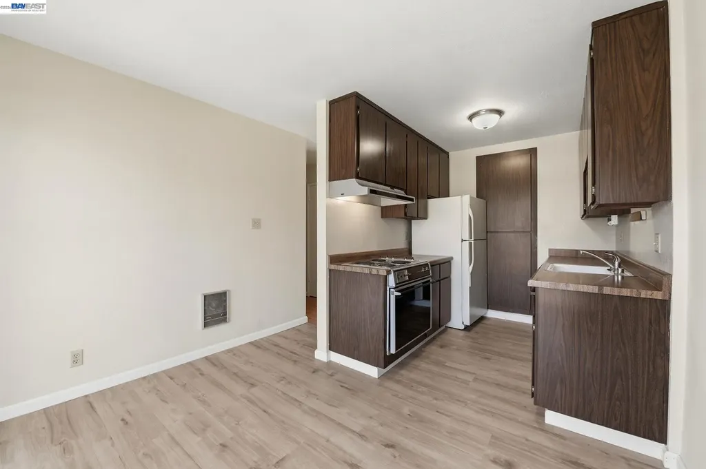 14615 Doolittle Drive San Leandro CA 94577