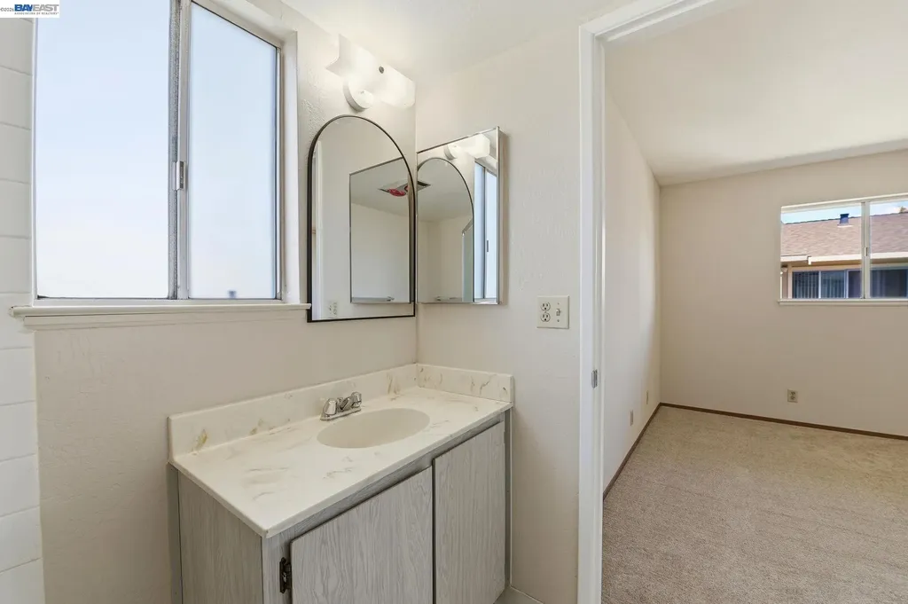 14615 Doolittle Drive San Leandro CA 94577
