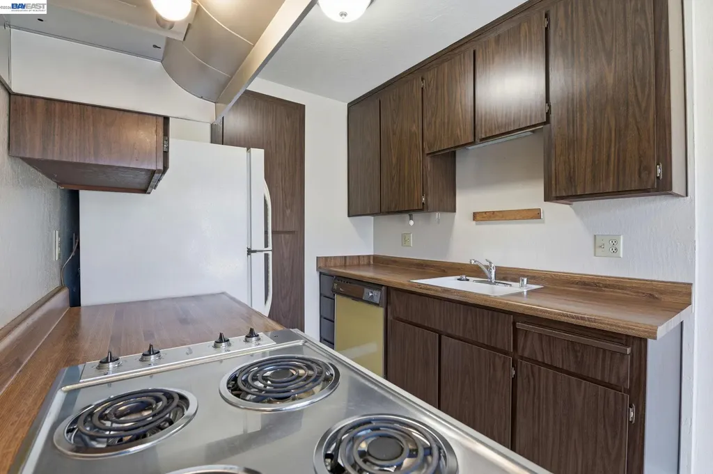 14615 Doolittle Drive San Leandro CA 94577