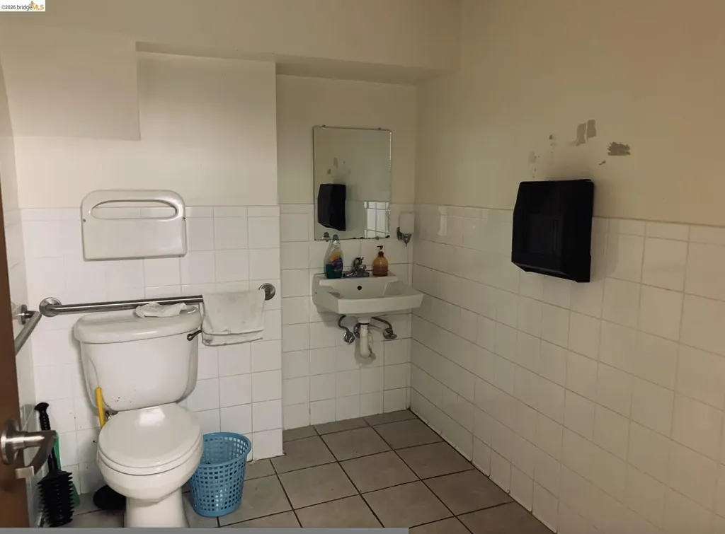 238 9th Street Oakland CA 94607