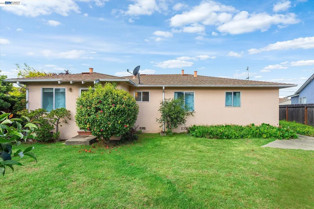 26350 Stryker Street Hayward CA 94545