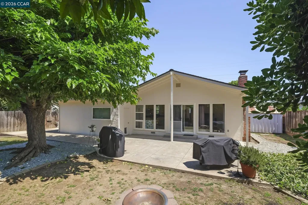 4050 Sacramento Street Concord CA 94521
