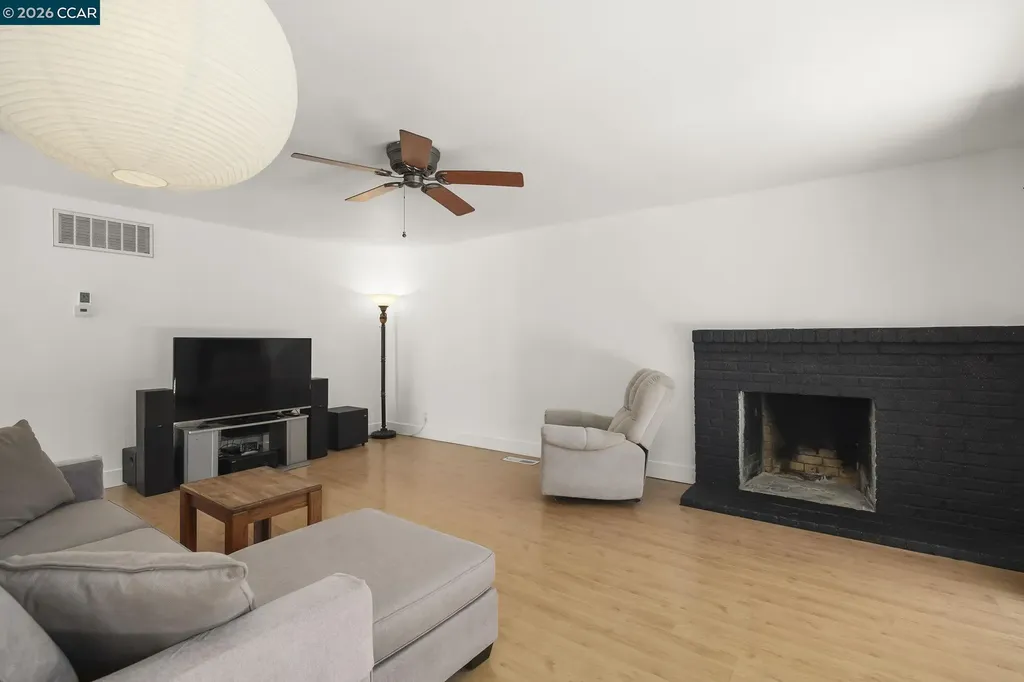 4050 Sacramento Street Concord CA 94521