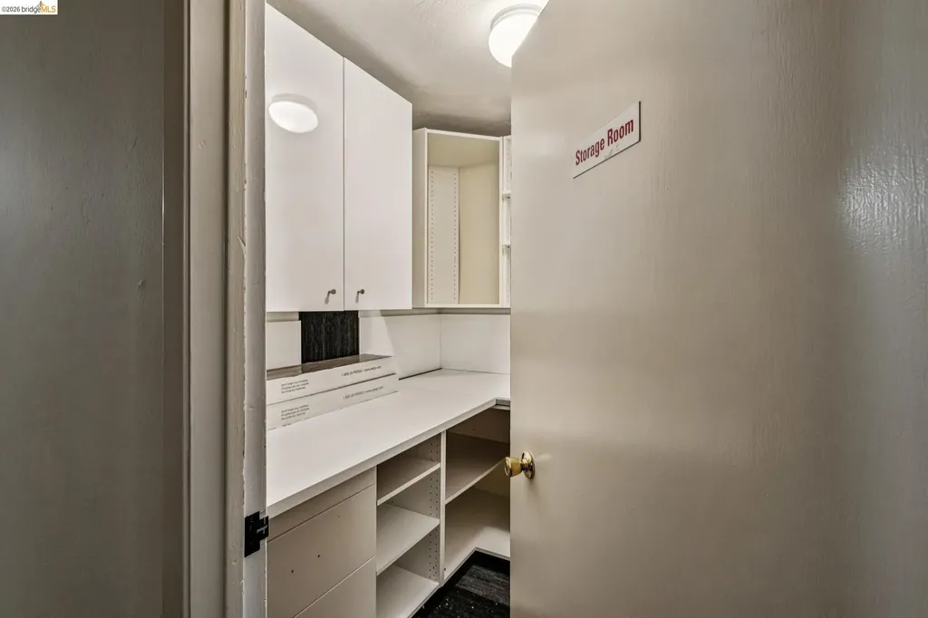 811 York Street Oakland CA 94610