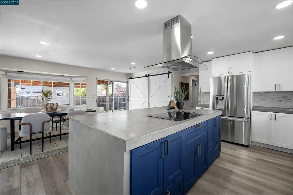 1745 Eucalyptus Court Concord CA 94521