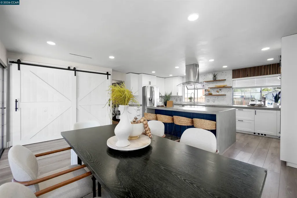 1745 Eucalyptus Court Concord CA 94521