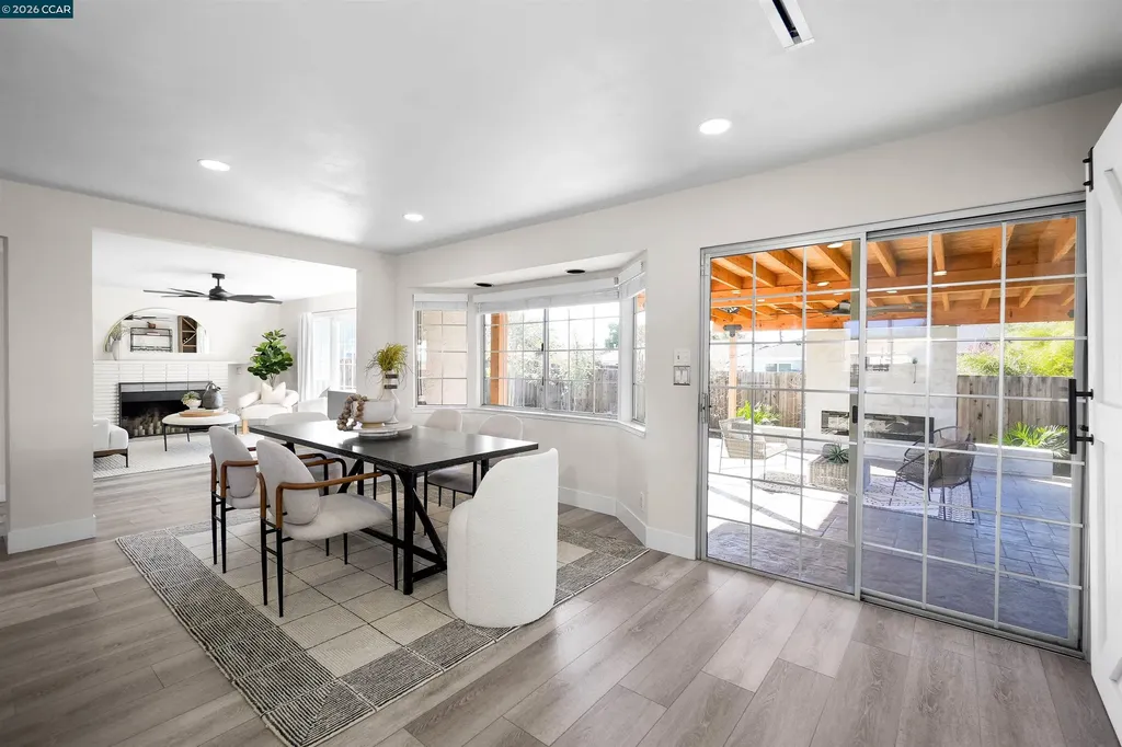 1745 Eucalyptus Court Concord CA 94521