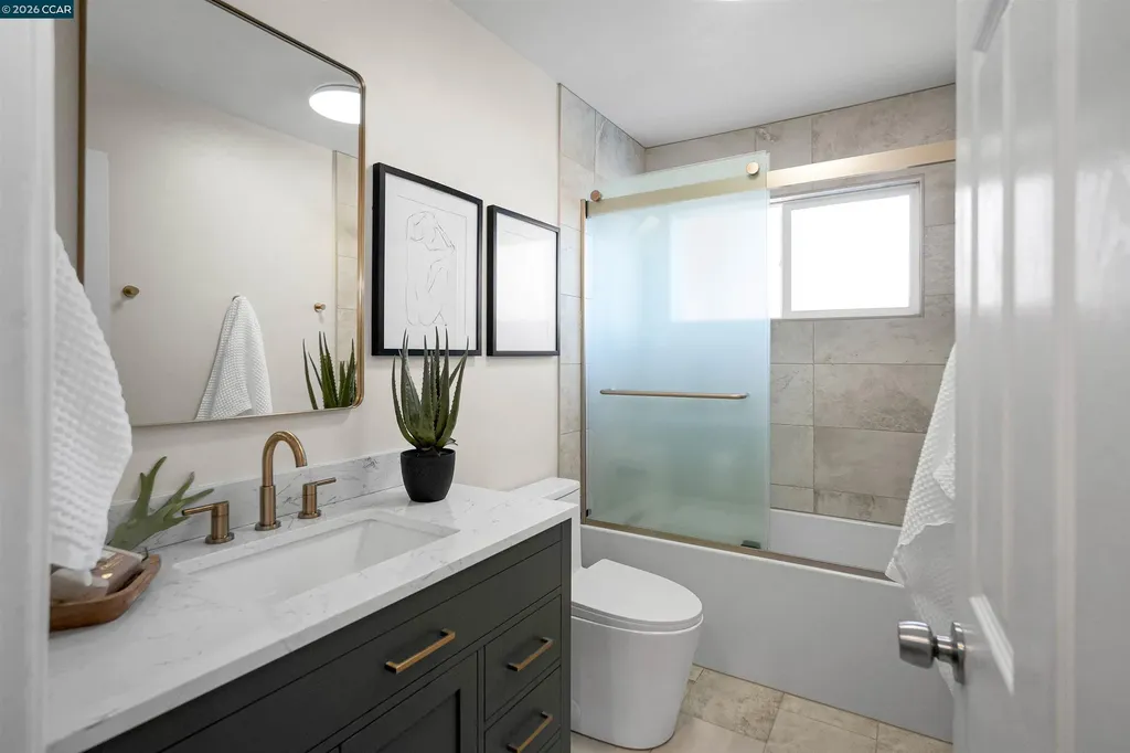 1745 Eucalyptus Court Concord CA 94521