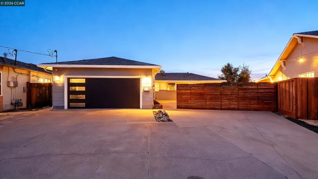 1745 Eucalyptus Court Concord CA 94521