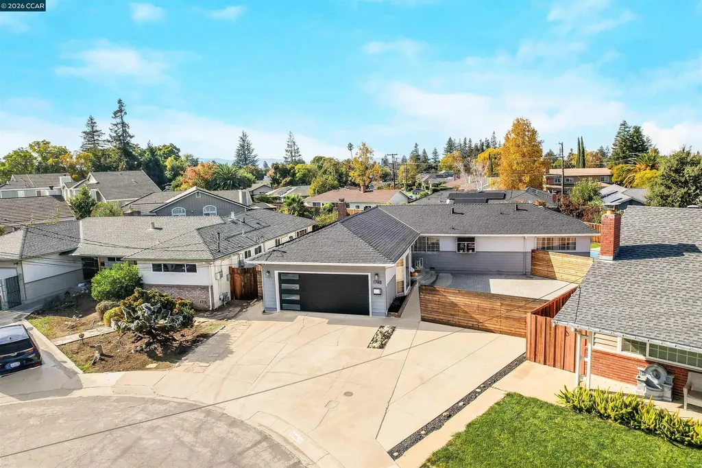 1745 Eucalyptus Court Concord CA 94521