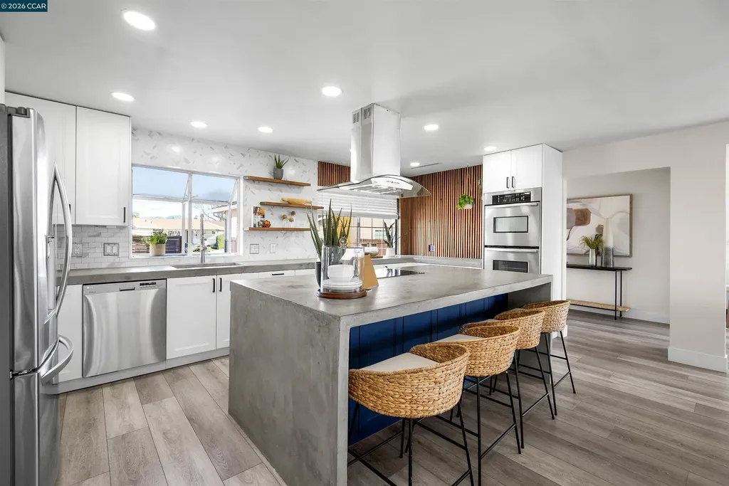 1745 Eucalyptus Court Concord CA 94521