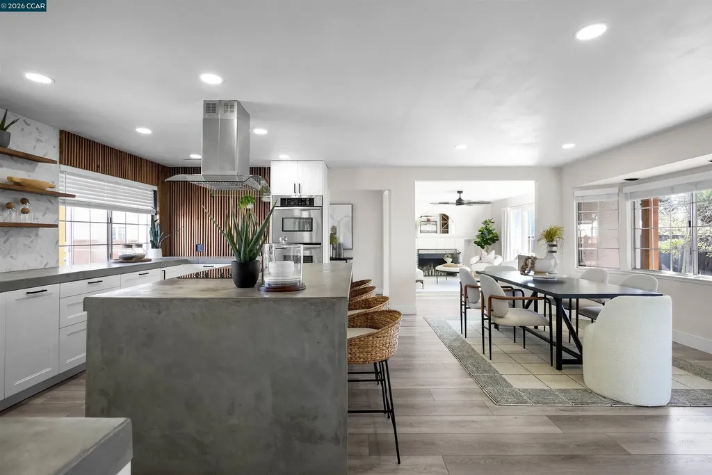 1745 Eucalyptus Court Concord CA 94521