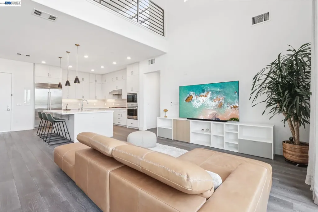2348 Kinetic Common Fremont CA 94539