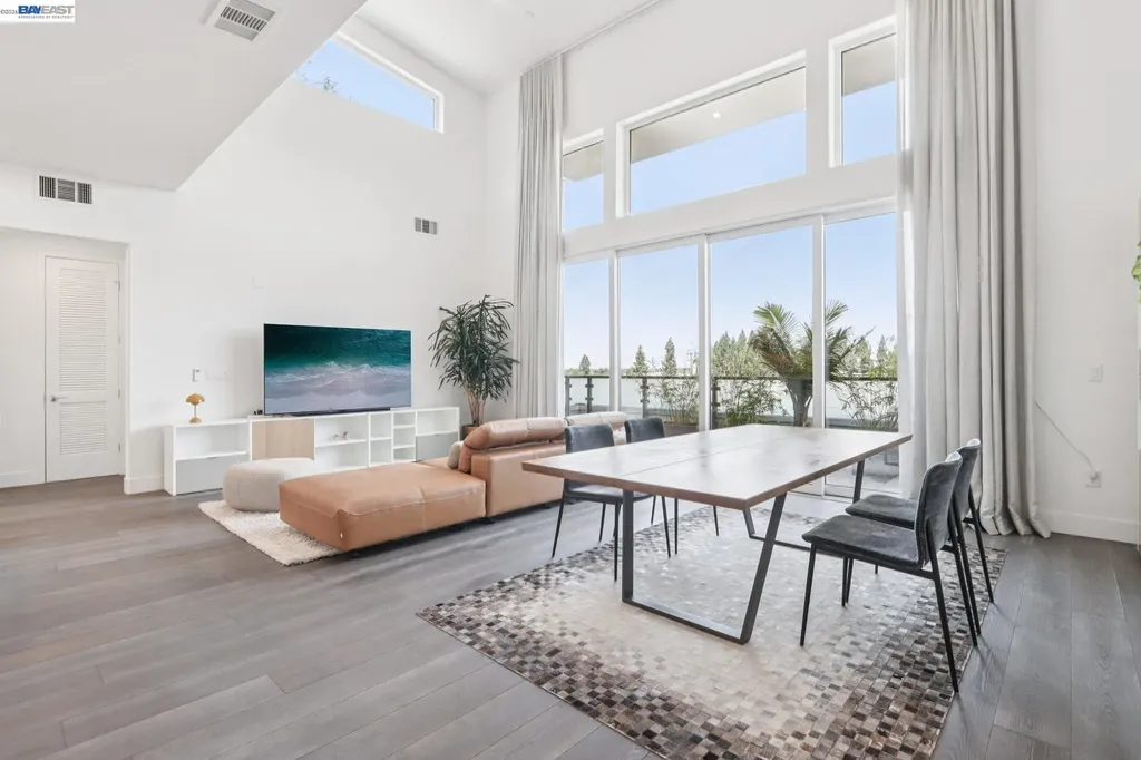 2348 Kinetic Common Fremont CA 94539