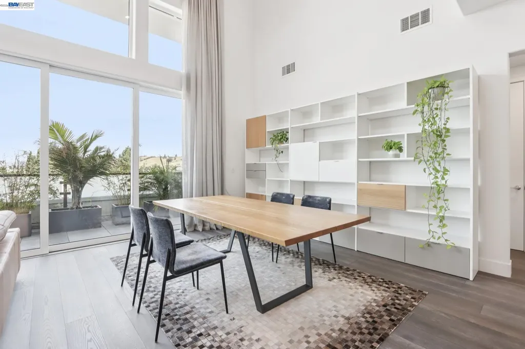 2348 Kinetic Common Fremont CA 94539