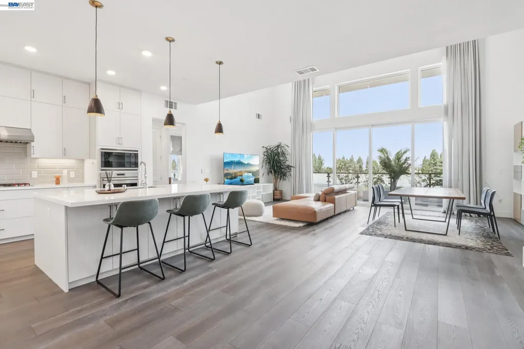 2348 Kinetic Common Fremont CA 94539