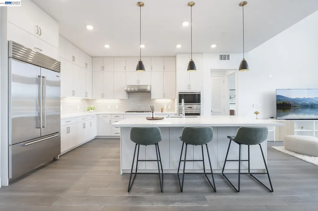 2348 Kinetic Common Fremont CA 94539