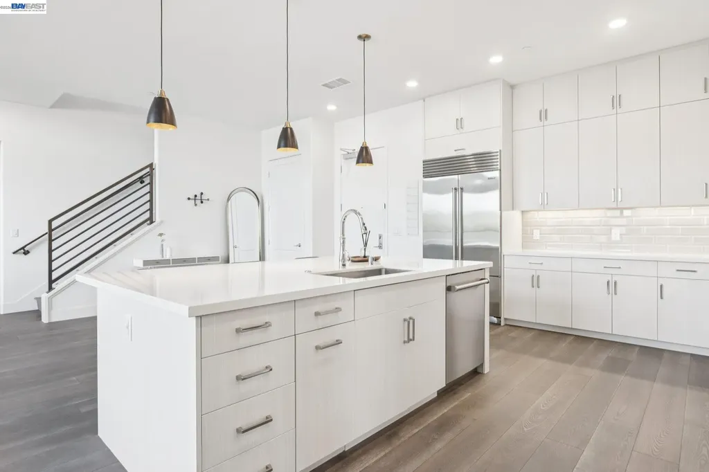 2348 Kinetic Common Fremont CA 94539