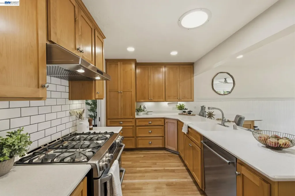 3635 Northwood Drive Castro Valley CA 94546