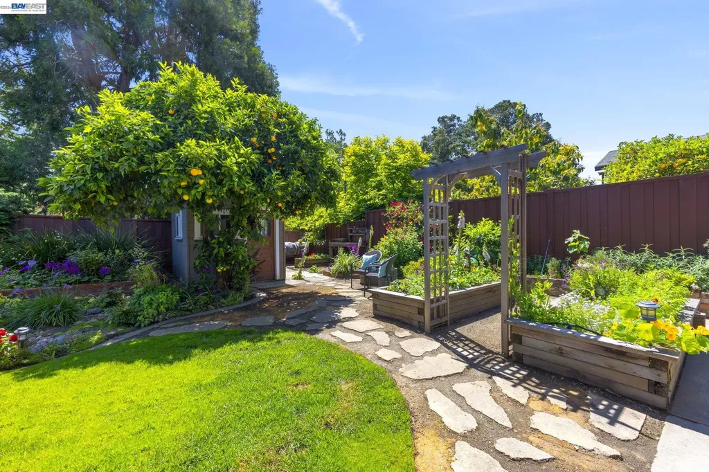 3635 Northwood Drive Castro Valley CA 94546