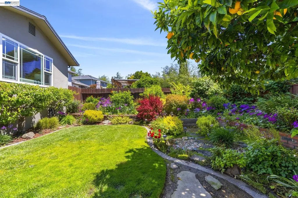 3635 Northwood Drive Castro Valley CA 94546