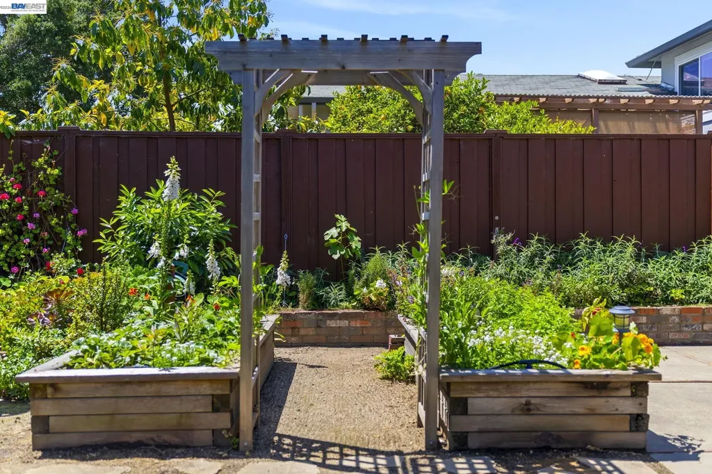 3635 Northwood Drive Castro Valley CA 94546