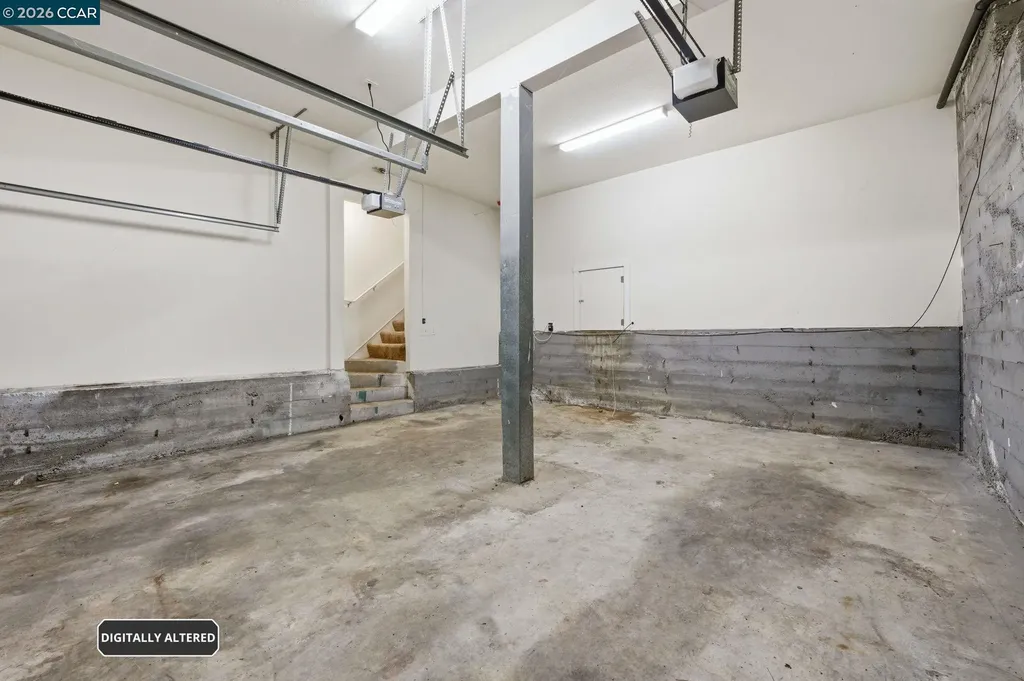 8910 Burr Street Oakland CA 94605
