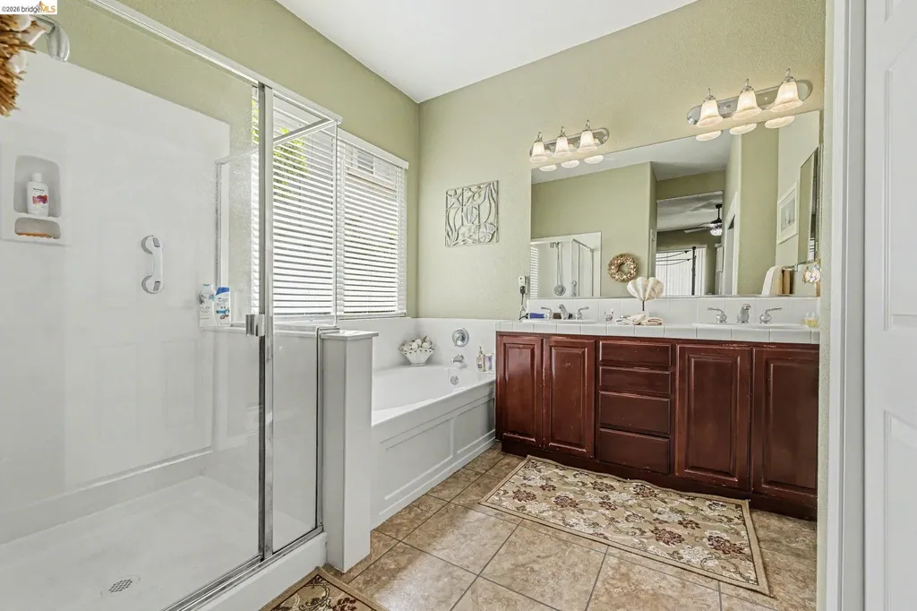 1112 Donatello Way Oakley CA 94561