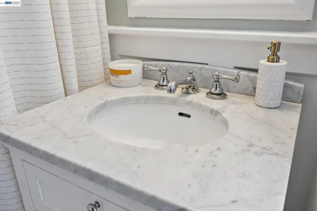 3124 Laguna Street San Francisco CA 94123
