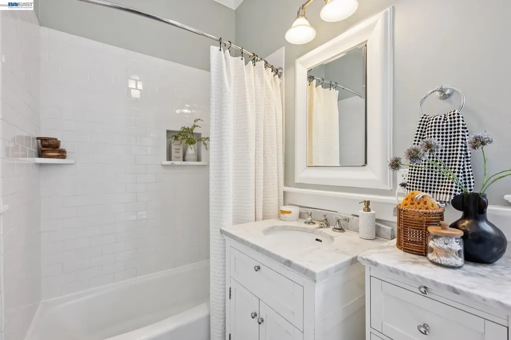 3124 Laguna Street San Francisco CA 94123