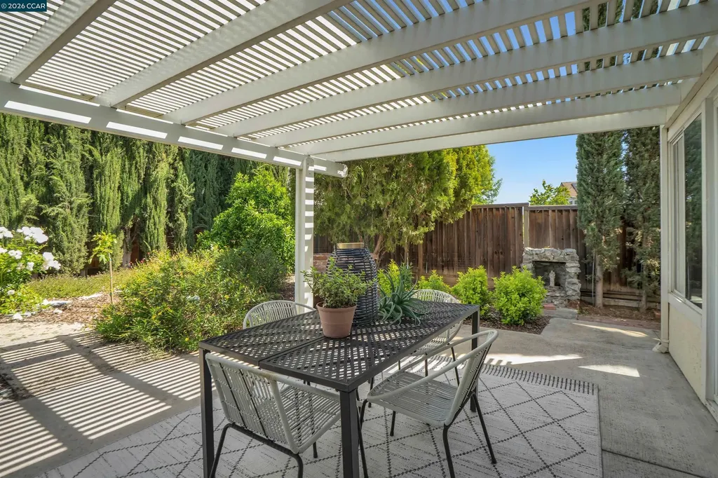 955 Woodsong Lane Brentwood CA 94513