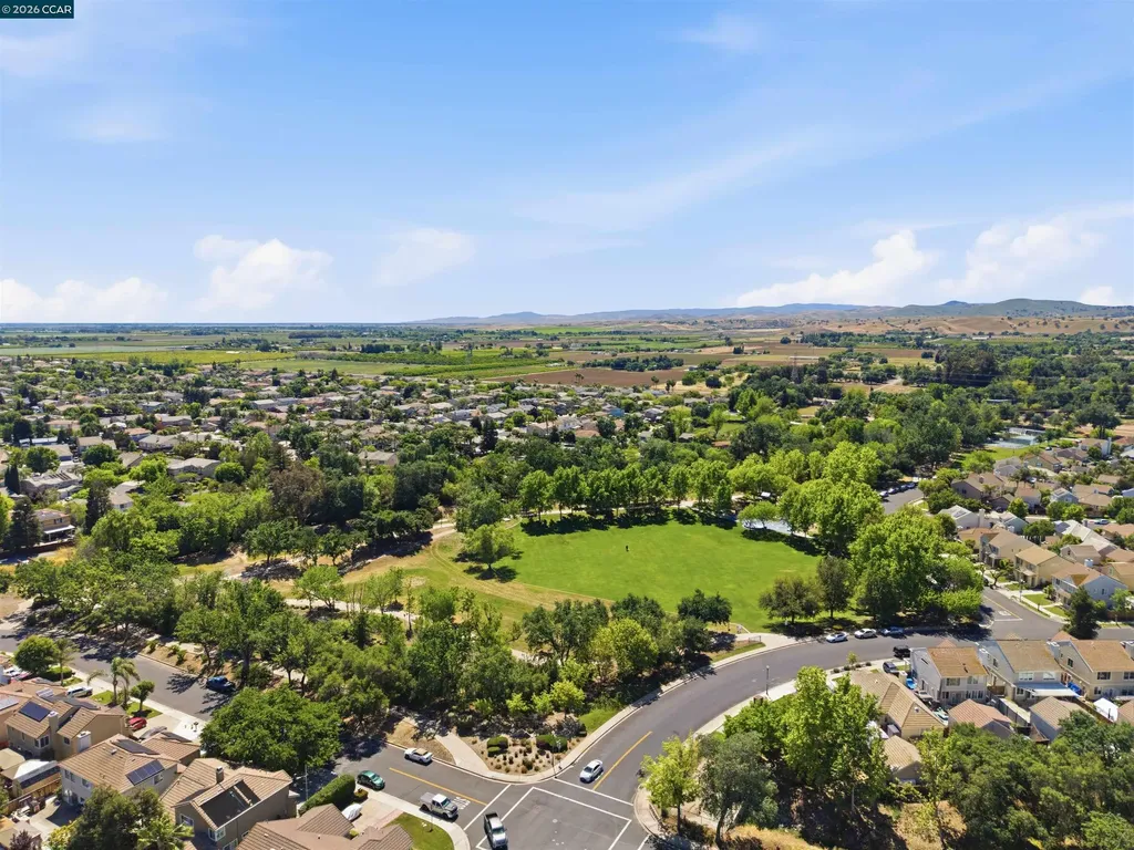 955 Woodsong Lane Brentwood CA 94513