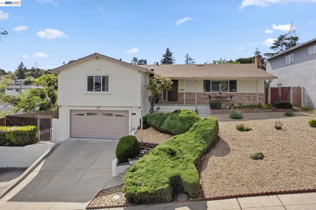 17939 Lamson Road Castro Valley CA 94546