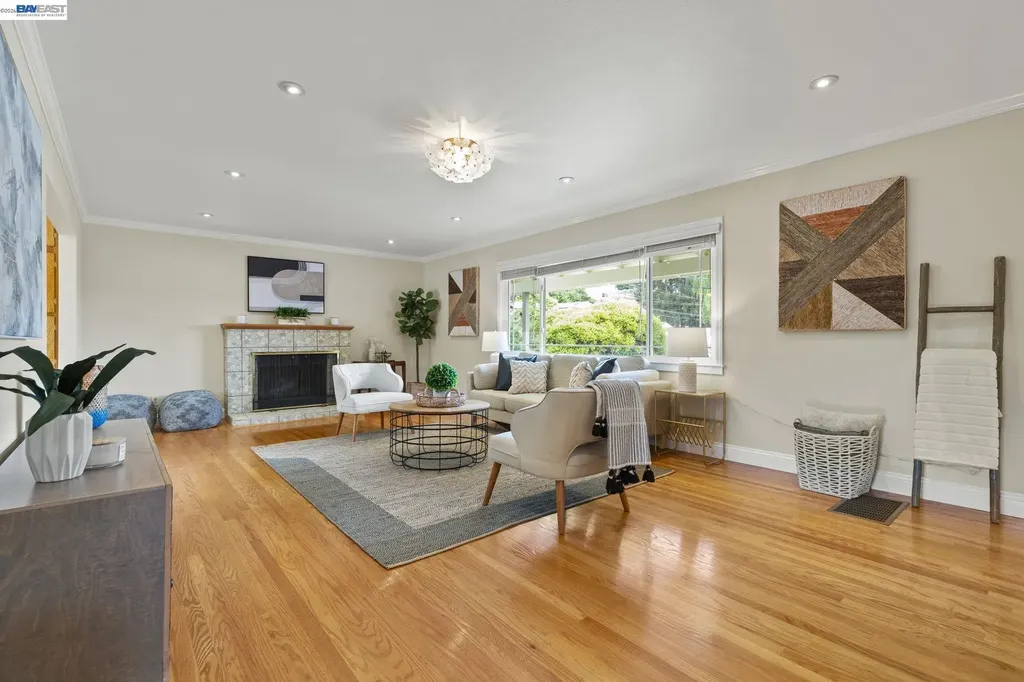 17939 Lamson Road Castro Valley CA 94546