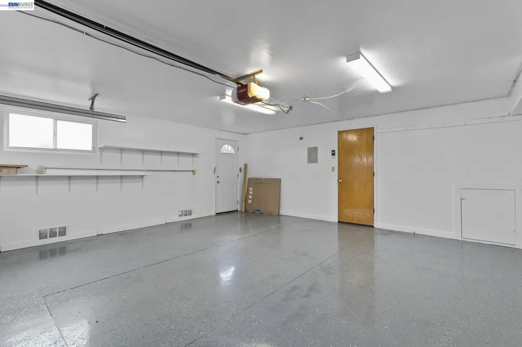 17939 Lamson Road Castro Valley CA 94546