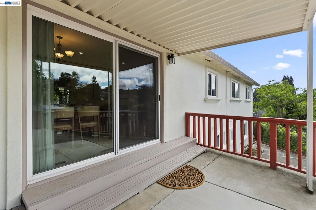 17939 Lamson Road Castro Valley CA 94546