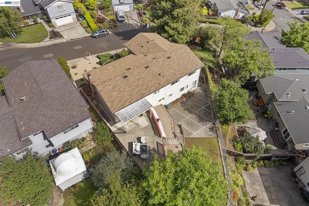 17939 Lamson Road Castro Valley CA 94546