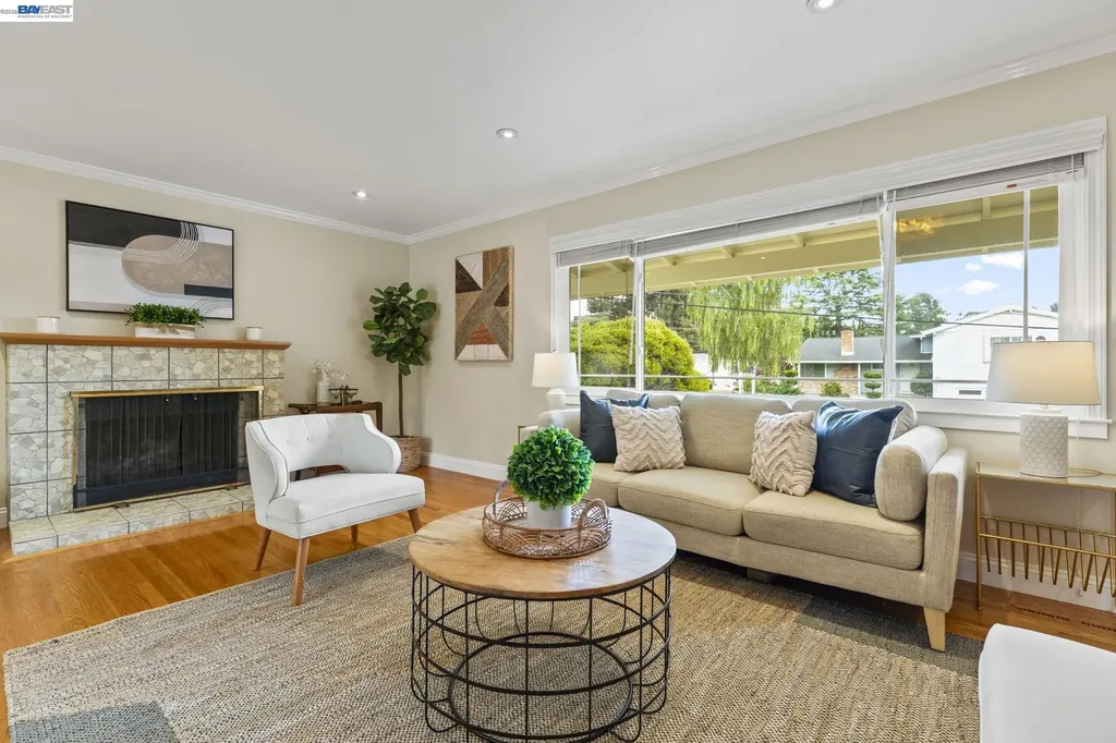 17939 Lamson Road Castro Valley CA 94546